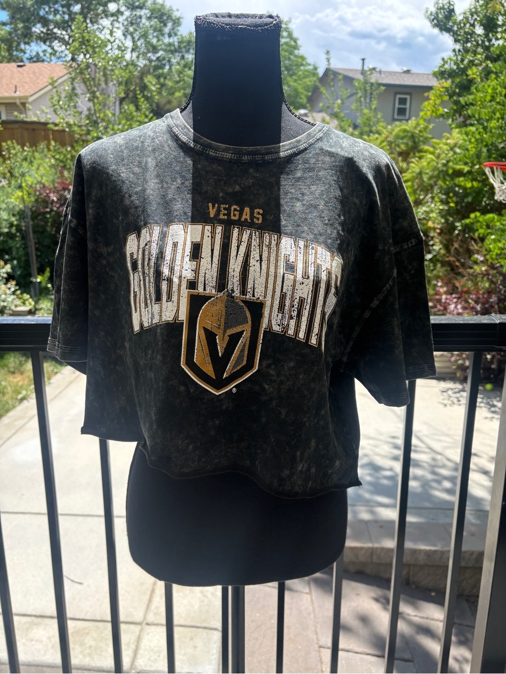 NWT Vegas Knights Cropped Tee